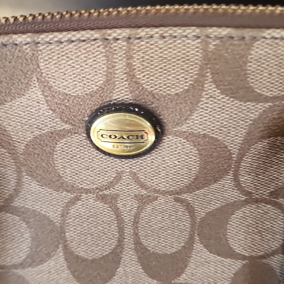 Coach Tan and Black Signature Satchel Slightly Used. - Picture 5 of 6